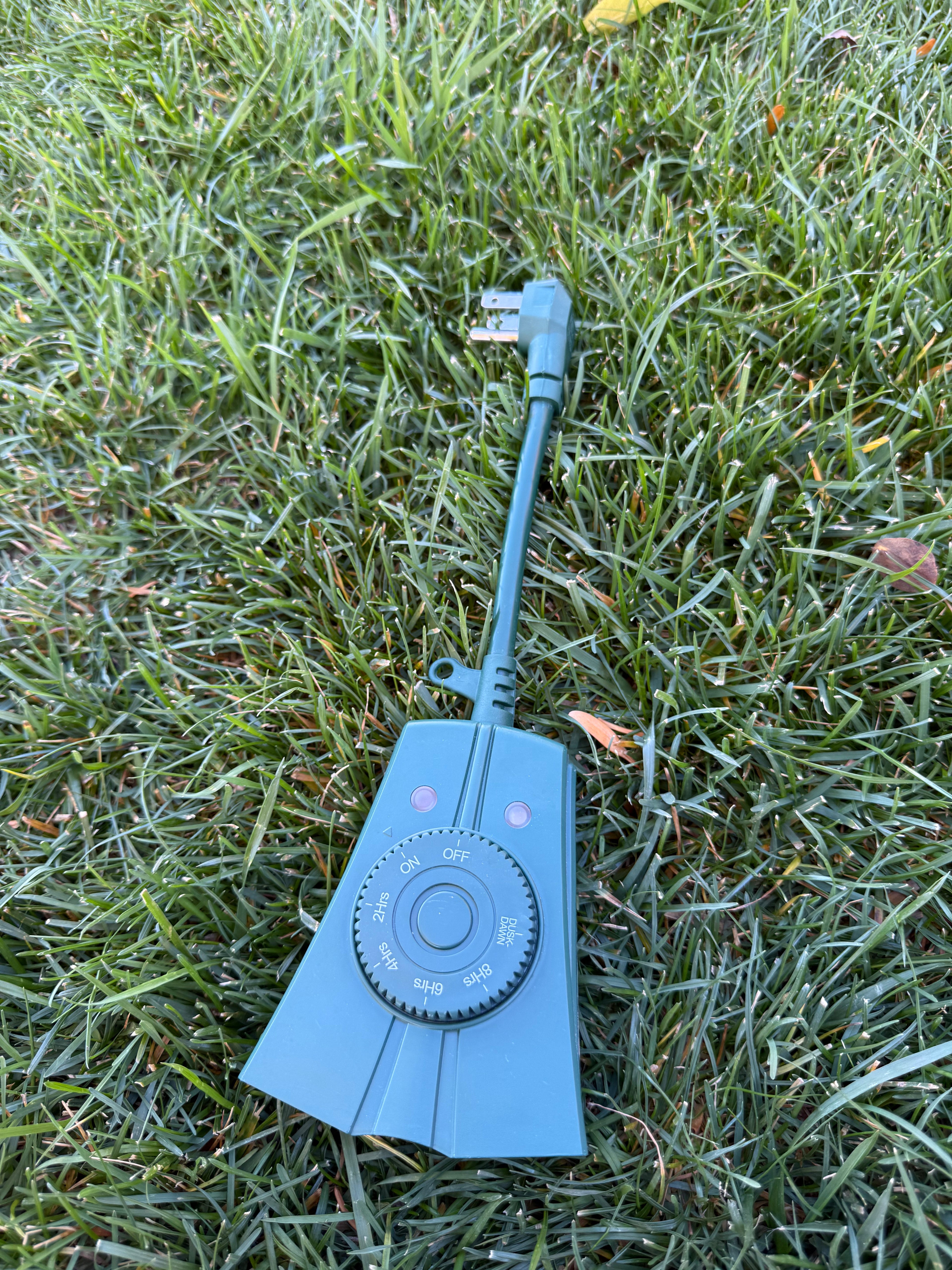 Dusk-to-Dawn Outdoor Timer